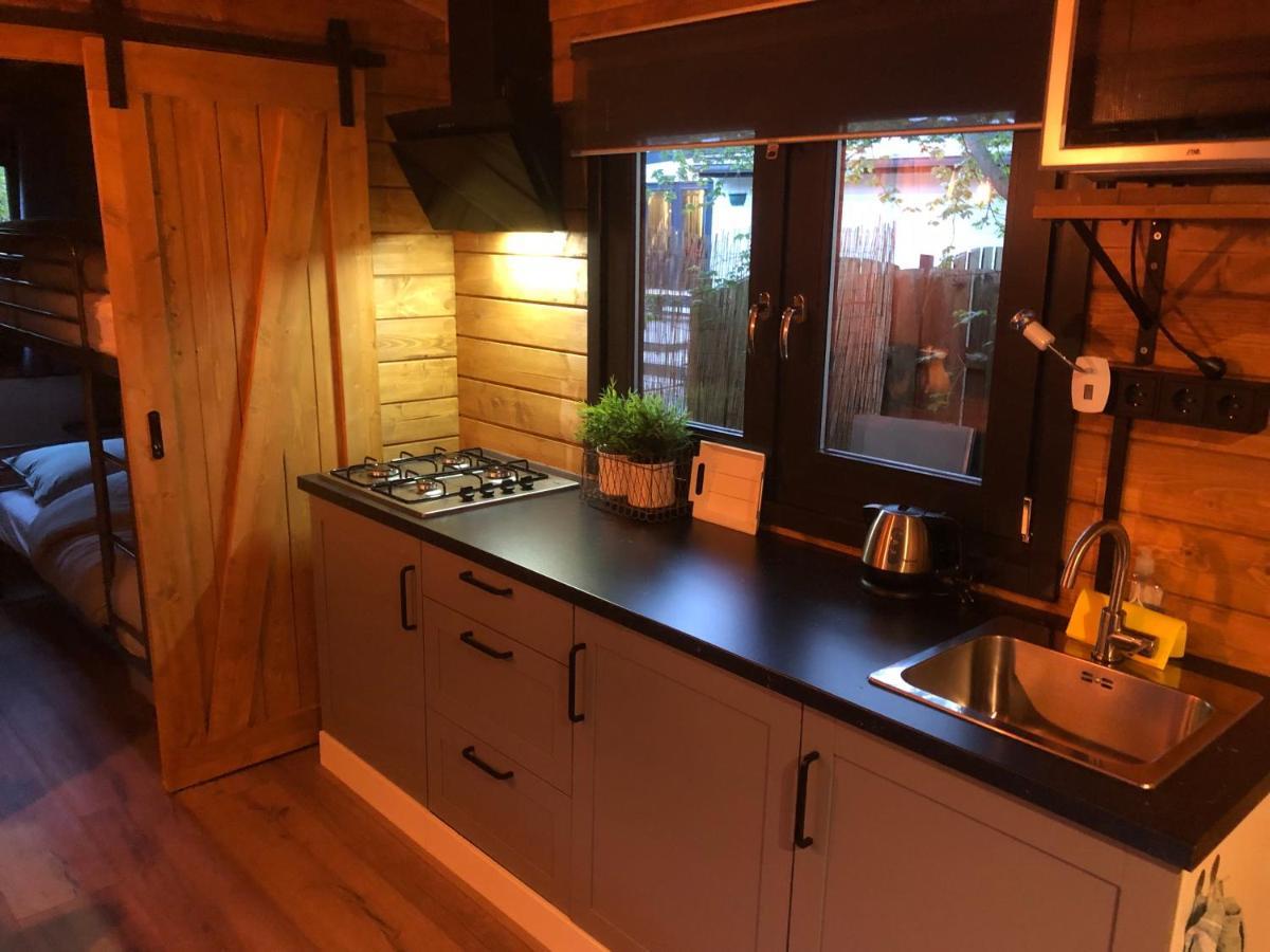 3 Slaapkamer Blokhut Met Opgemaakte Bedden Villa Putten Esterno foto